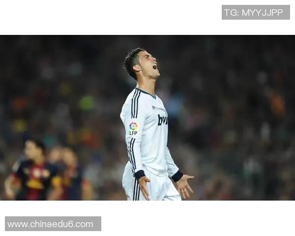 足球巨星同场竞技激情四射震撼壁纸展现众多球星风采与精彩瞬间